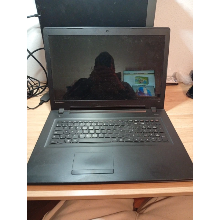 Portátil Lenovo 300-17ISK Para Piezas | Repuestos y Hardware | ChollosPC