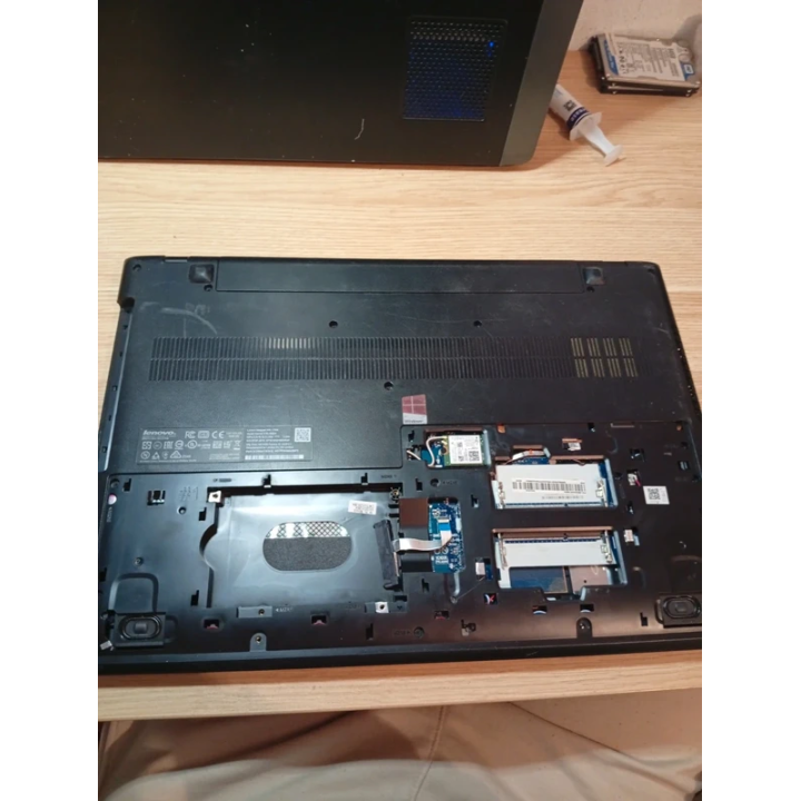 Portátil Lenovo 300-17ISK Para Piezas | Repuestos y Hardware | ChollosPC