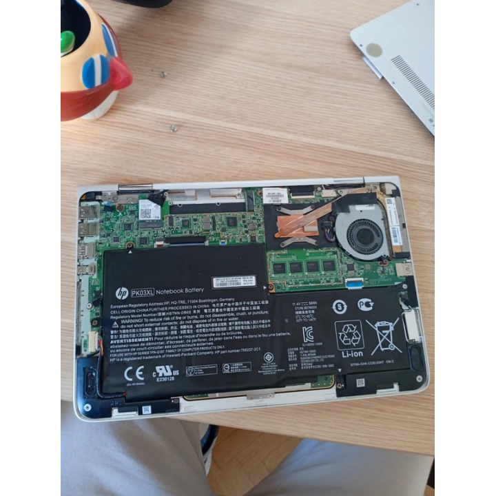 HP Spectre 15 Para Piezas o Reparación | Ultrabook Premium | ChollosPC