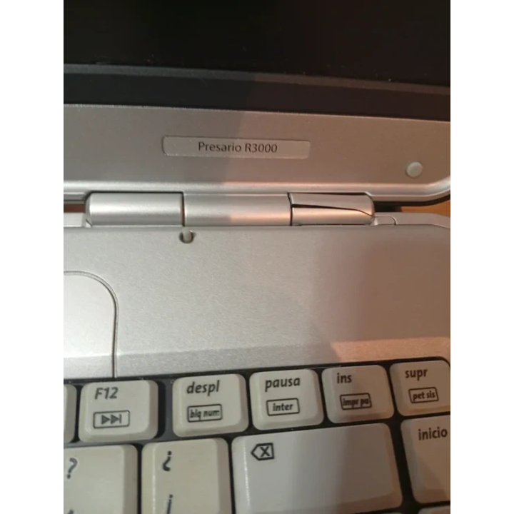 Portátil Compaq Presario R3000 Plata Para Piezas | ChollosPC