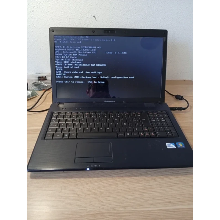 Portátil Lenovo Celeron T3500 Para Piezas o Reacondicionado | ChollosPC