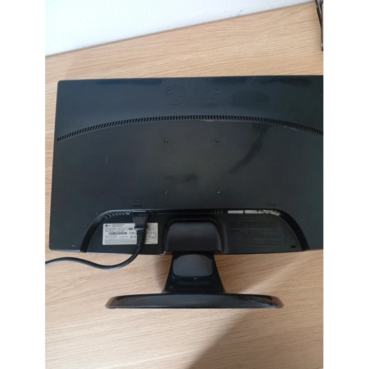 Monitor LG W1943SS 19” LCD Barato y Reacondicionado | ChollosPC
