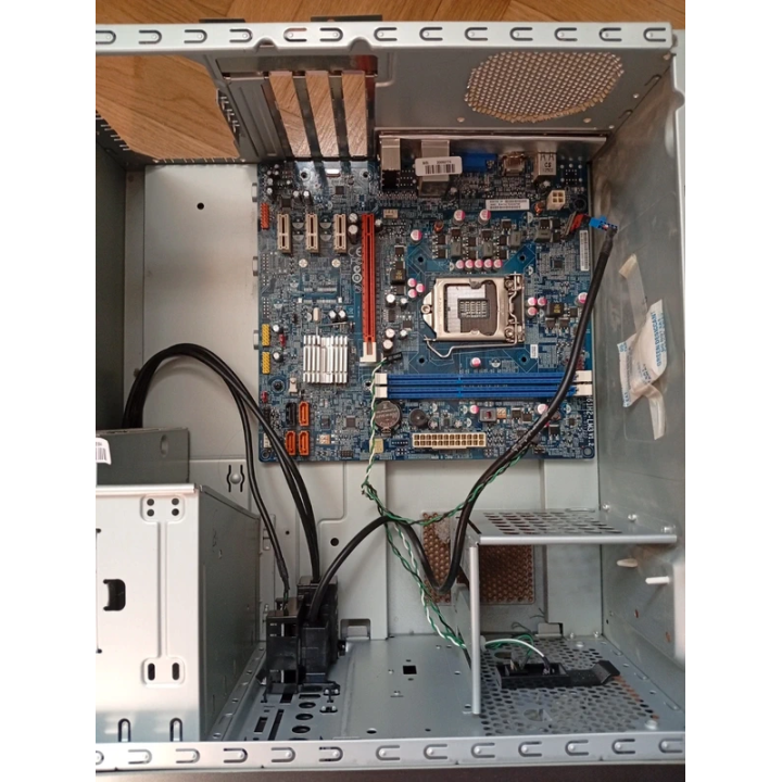 Caja ATX con Placa Base LGA1155 de Regalo Para Reparar | ChollosPC