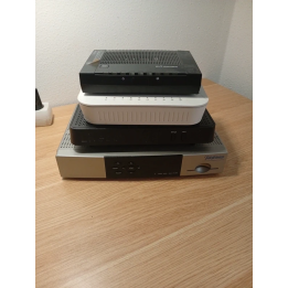 Lote de Routers y Decodificadores Para Piezas o Reutilización | ChollosPC