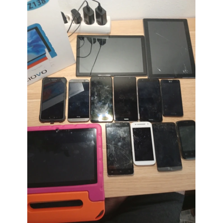 Lote de Móviles y Tablets para Piezas y Reparación | ChollosPC