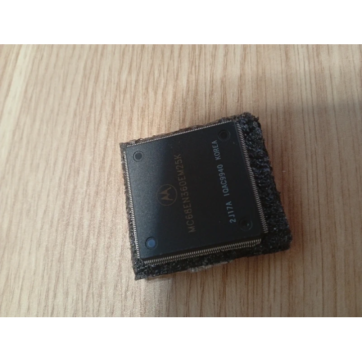 Motorola MC68EN360EM25K Microprocesador QUICC 32-bit | ChollosPC
